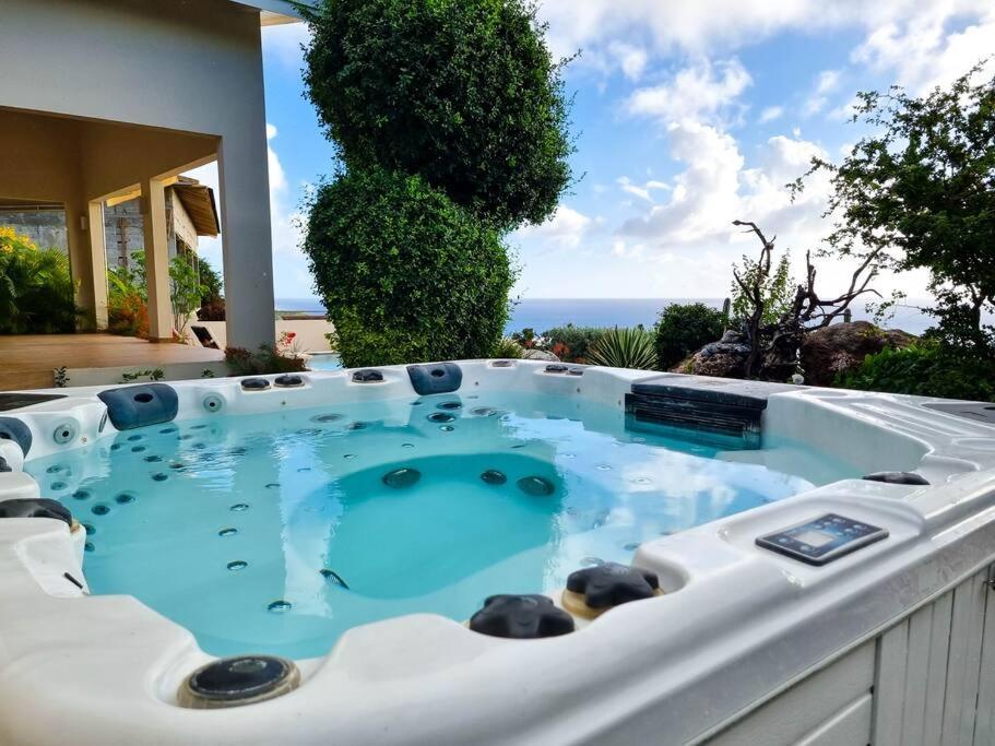 Villa With Pool And Sea View Fontein Екстериор снимка