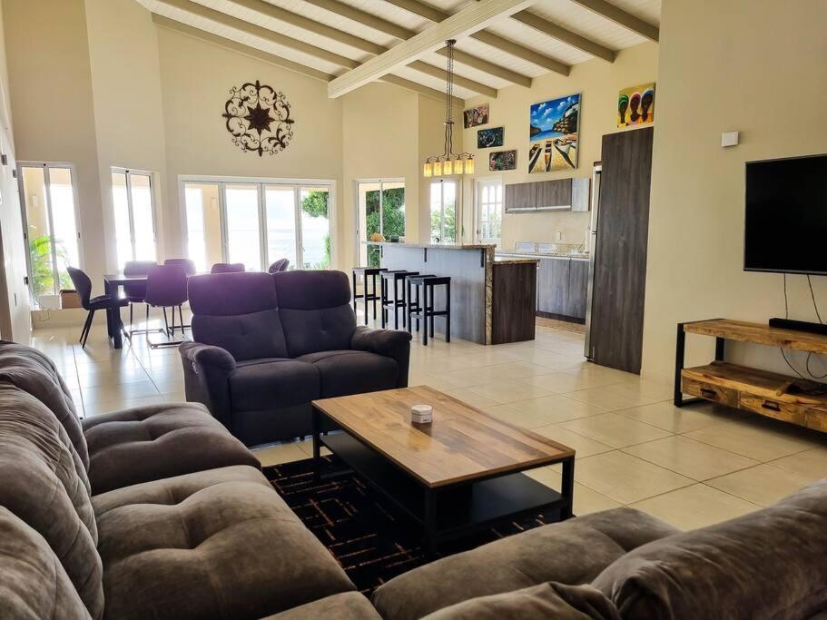 Villa With Pool And Sea View Fontein Екстериор снимка